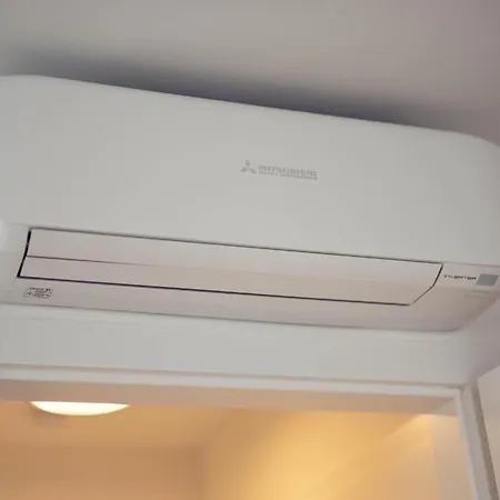 Апартаменты Leonart Living 31 *