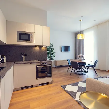 Апартаменты Leonart Living 31 *