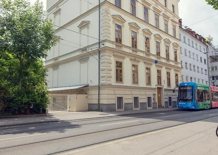 Leonart Living 31 Apartment *